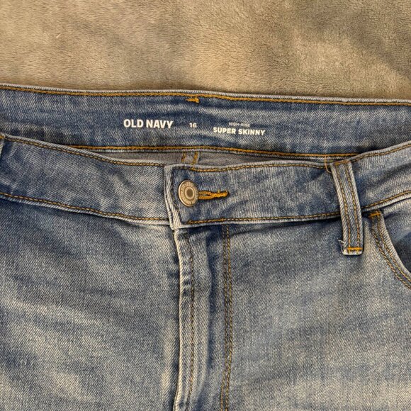 old navy high rise super skinny light blue jeans size 16 - Picture 2 of 9